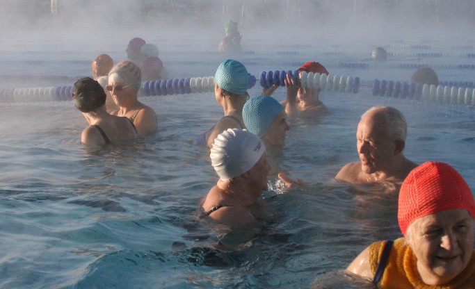 Fólk kýs gjarnan að vera á sama stað í lauginni